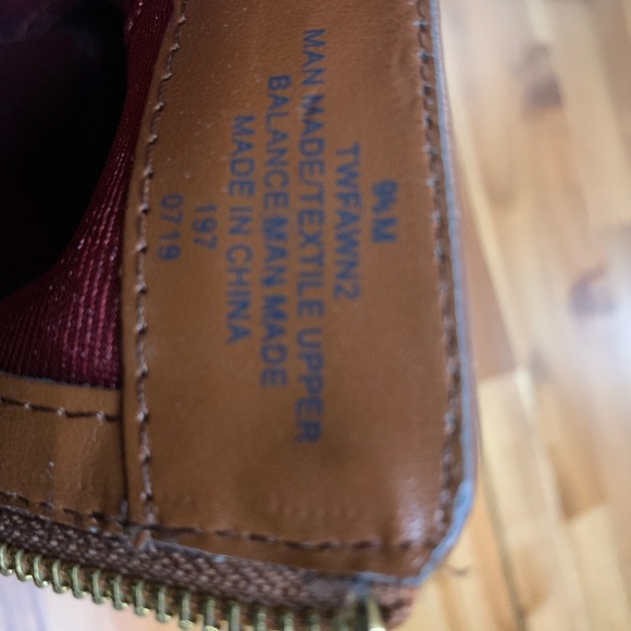 Tommy Hilfiger Brown Boots, Women’s size 9 1/2, - Picture 8 of 9